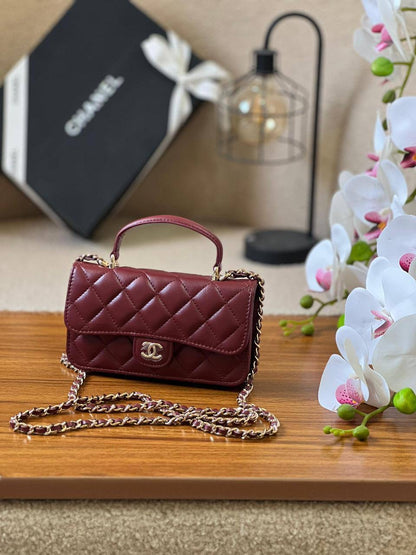 CHANEL
*18 Cm*
*16 cm*
*AVAILABLE NOW*
For Price 👇 WTSP Text Zain 0568585901

Zain257
♥️♥️♥️