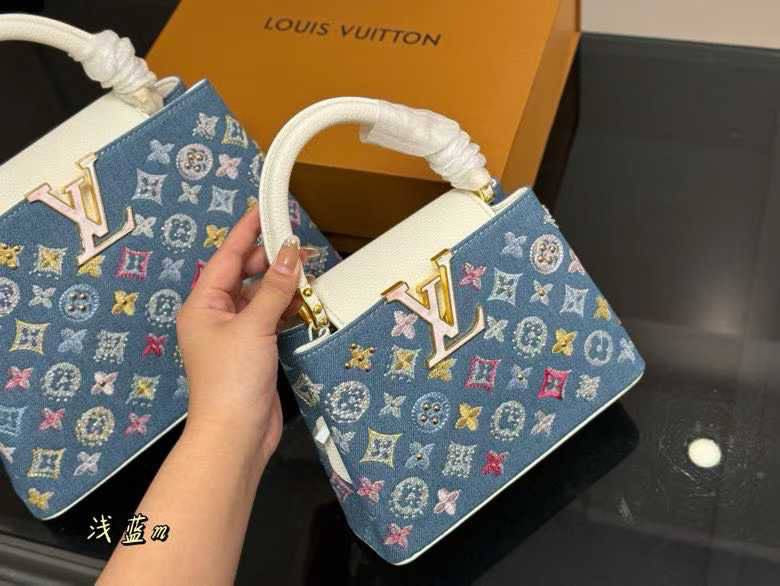 LV Master
21CM 
300 dhs🇦🇪

27CM 
320 dhs🇦🇪
WITH BOX 
🎁🎁🎁

Zain131
♥️♥️♥️