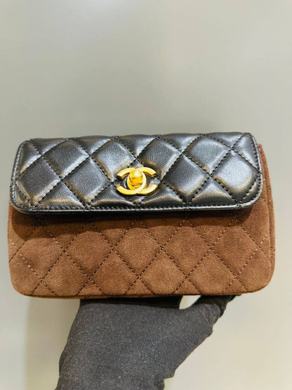 Chanel
High quality 
size 20cm
120 dhs🇦🇪

Zain132
♥️♥️♥️