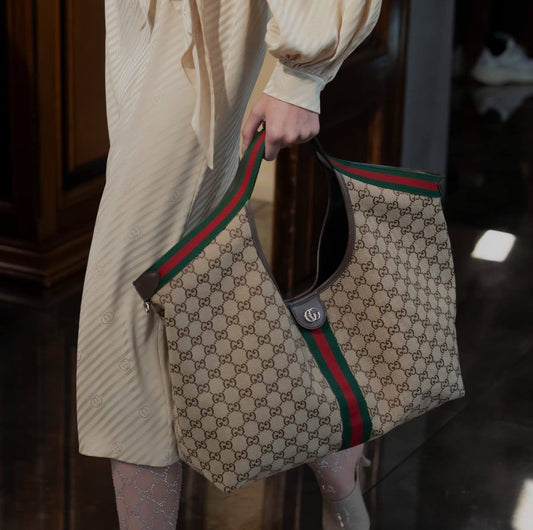 GUCCI  
40CM 
300 dhs🇦🇪

Zain131
♥️♥️♥️