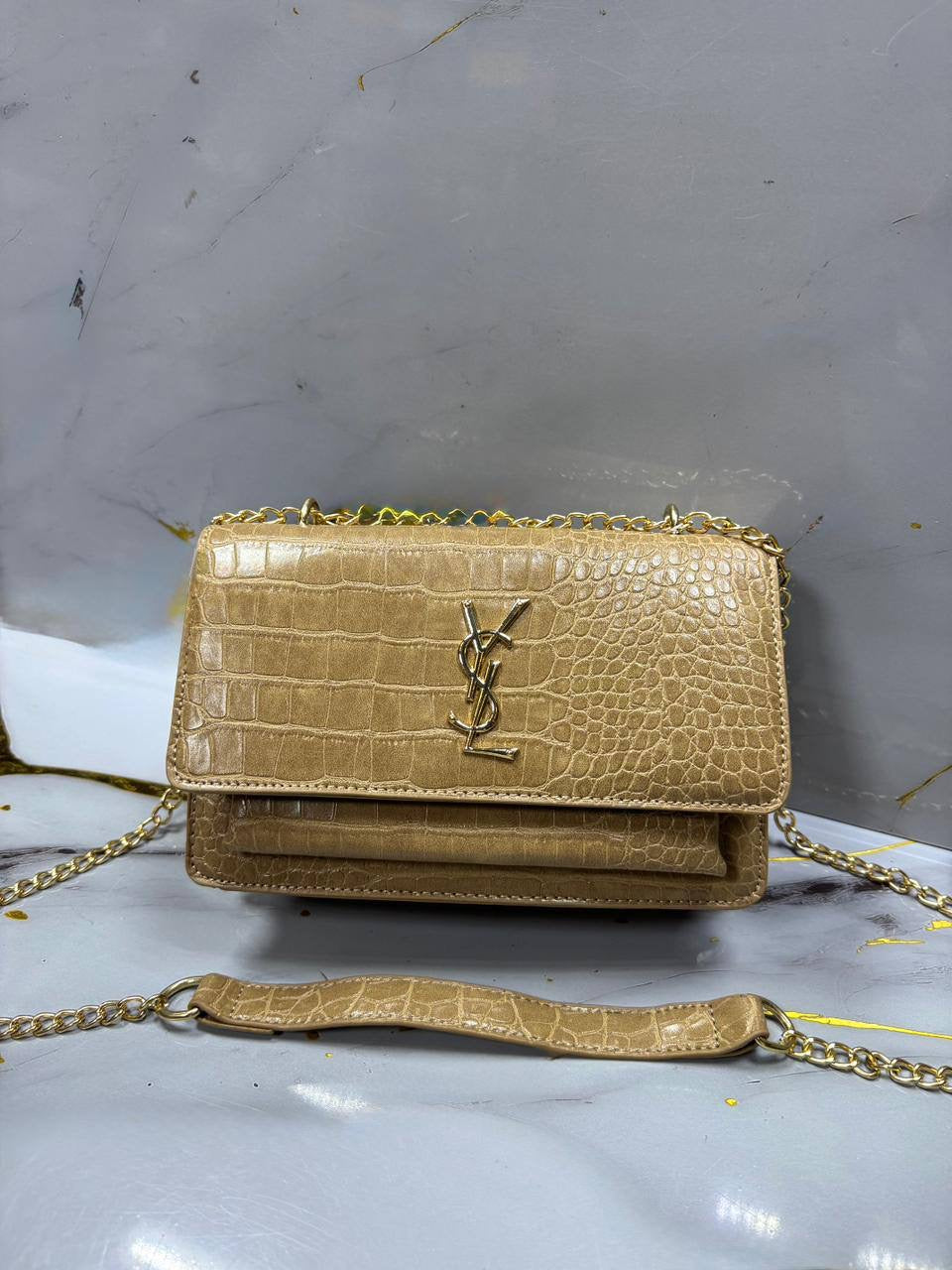 YSL 
Gold logo
65 dhs🇦🇪

Zain50
♥️♥️♥️