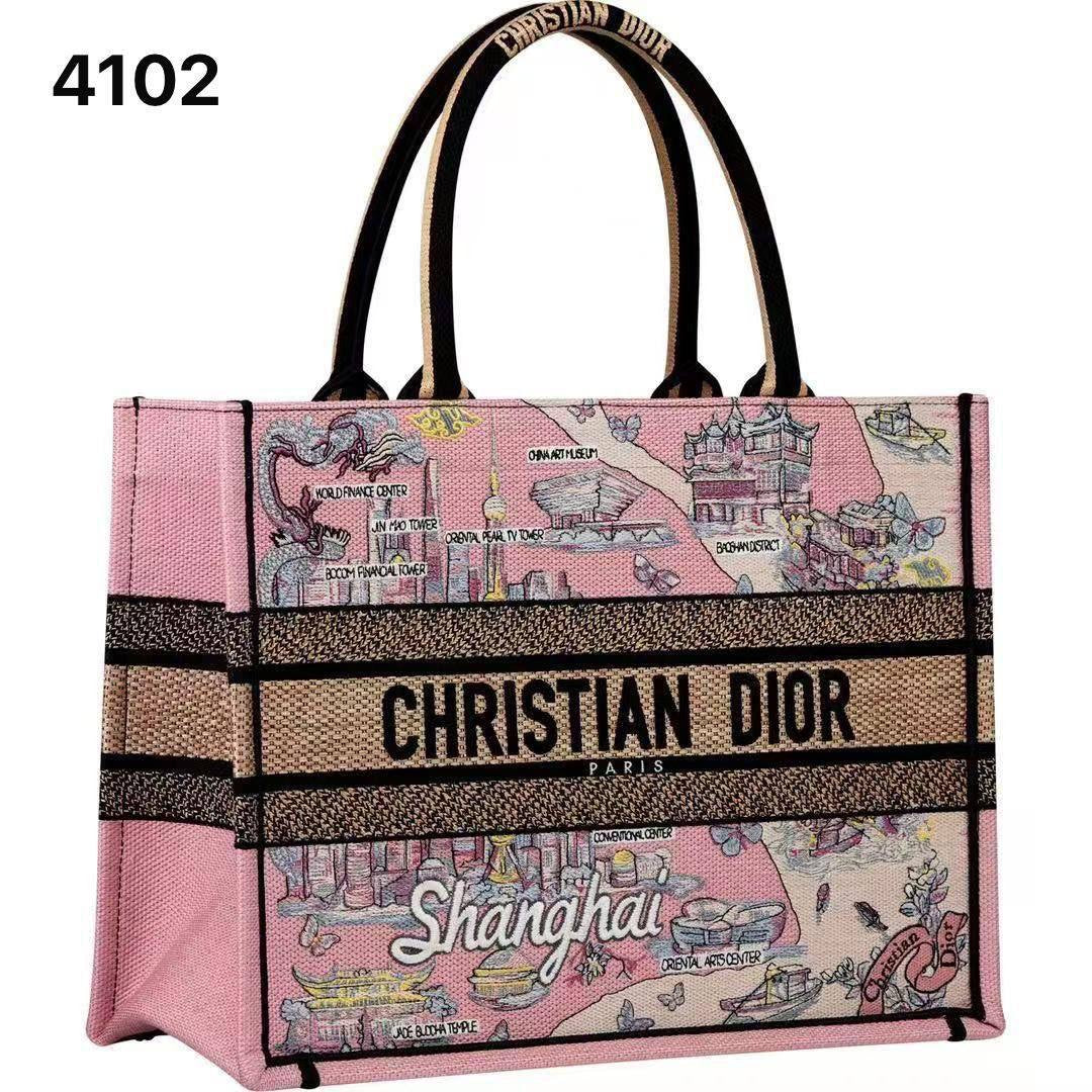 DIOR RESTOCK 
GOOD QUALITY 
100 dhs🪙💕

Zain39
♥️♥️♥️