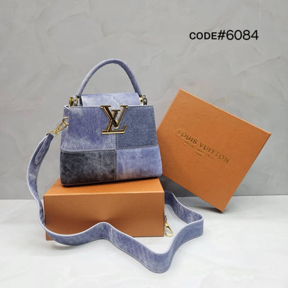 LV
ᴄᴀᴘᴜᴄᴄɪɴᴇ ᴛᴏᴘ ʜᴀɴᴅ ʙᴀɢ
ᴡɪᴛʜ ʟᴏɴɢ ʙᴇʟᴛ sᴛʀᴀᴘ
ɢᴏʟᴅ ʜᴀʀᴅᴡᴀʀᴇ
sɪᴢᴇ : 20 cm
ᴡɪᴛʜ BOX
🎁🎁🎁

75 dhs🇦🇪

Zain31
♥️♥️♥️