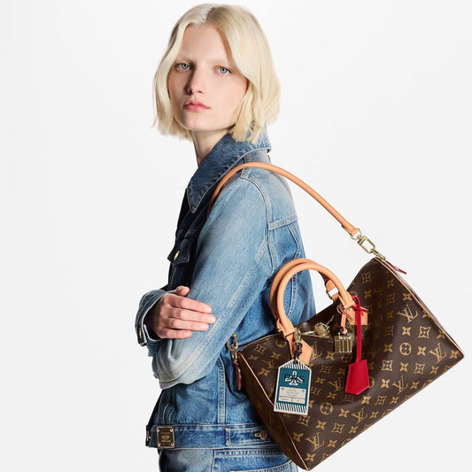 LV Master
250 dhs🇦🇪

Zain141
♥️♥️♥️