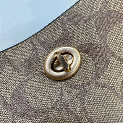 COACH 

NEW CAME 
GOOD QUALITY 

75 dhs🇦🇪

Zain39
♥️♥️♥️