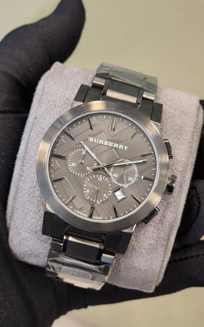 Burberry 
watch for men 
good quality 
270 dhs🇦🇪

Zain59
♥️♥️♥️