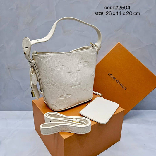 LV
ᴀʟʟ ɪɴ BB ᴍᴏɴᴏɢʀᴀᴍ
sɪᴢᴇ: 26 x 14 x 20 cm
ᴡɪᴛʜ BOX
🎁🎁🎁

75 dhs🇦🇪

Zain31
♥️♥️♥️