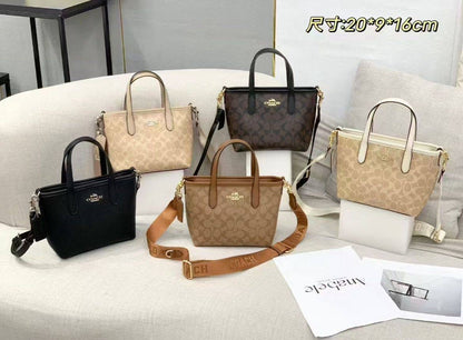 Coach - Prada

85 dhs🇦🇪
Good quality

Zain35
♥️♥️♥️