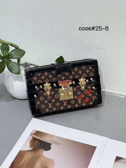 LV
ᴘᴇᴛɪᴛᴇ ᴍᴀʟʟᴇ ᴛʀᴜɴᴋ ʙᴀɢ
ᴍᴏɴᴏɢʀᴀᴍ ᴅᴇsɪɢɴ
ᴡɪᴛʜ ʟᴏɴɢ ʙᴇʟᴛ sᴛʀᴀᴘ
sɪᴢᴇ : 19.5 cm

ᴡɪᴛʜ BOX
🎁🎁🎁

75 dhs🇦🇪

Zain31
♥️♥️♥️