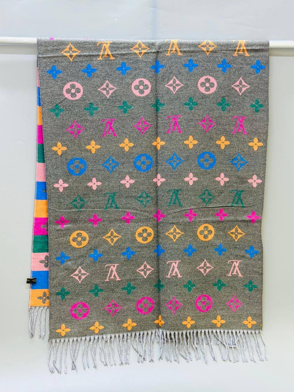 Scarf
45 dhs🇦🇪

Zain40
♥️♥️♥️