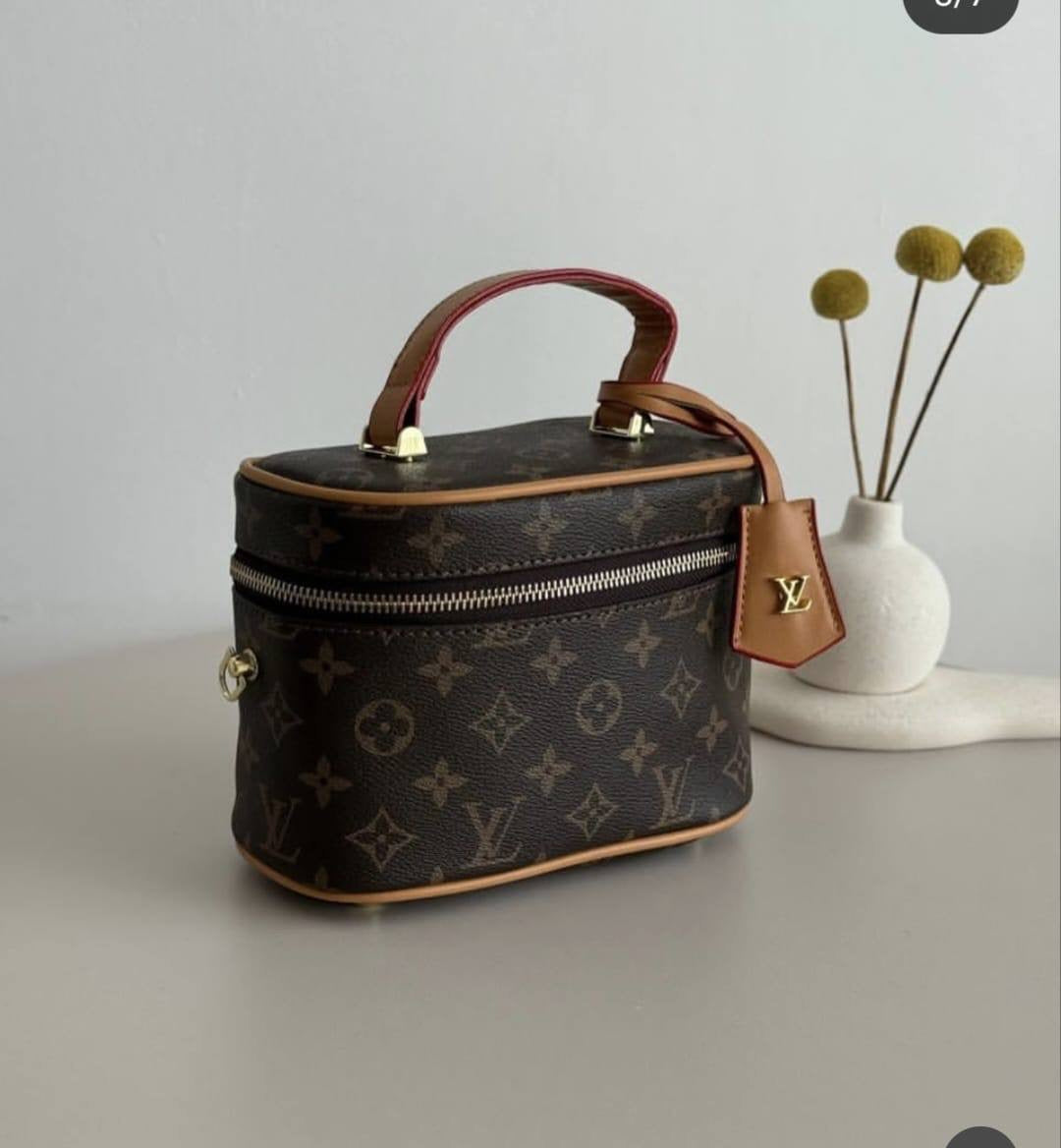 LV

With Box
🎁🎁🎁

105 dhs🇦🇪

Zain143
♥️♥️♥️