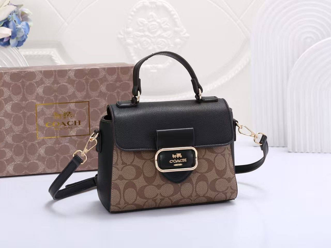 Coach
95 dhs🇦🇪
Good quality 

with box
🎁🎁🎁

Zain35
♥️♥️♥️