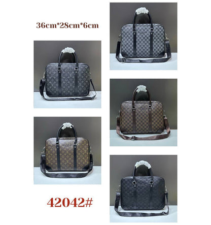 LV
LAPTOP BAG 

GOOD QUALITY 
OFFER 

85 dhs🇦🇪

Zain39
♥️♥️♥️