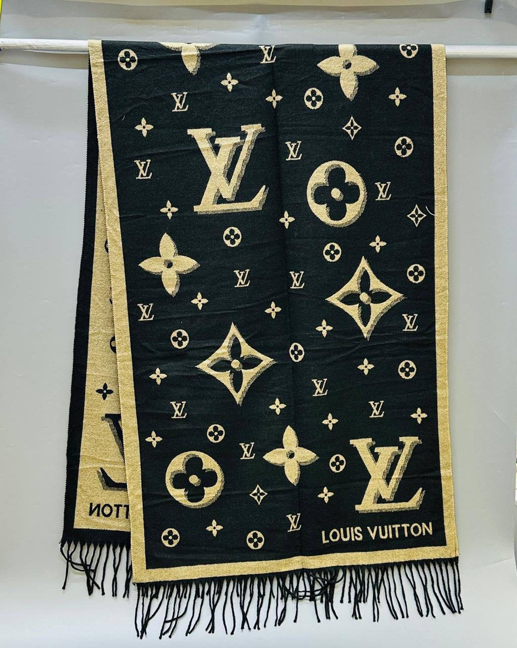 Scarf
45 dhs🇦🇪

Zain40
♥️♥️♥️