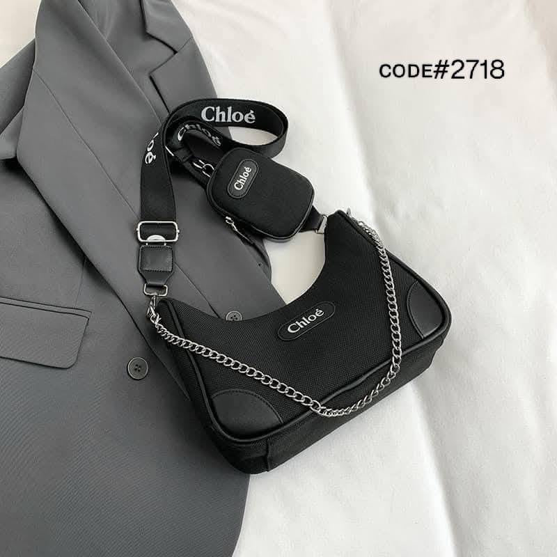 Chloe ʟᴏᴏᴘ 2ɴ1
ᴄʀᴏss ʙᴏᴅʏ ʙᴀɢ
ᴄᴀɴᴠᴀss ᴍᴀᴛᴇʀɪᴀʟ
sɪʟᴠᴇʀ ʜᴀʀᴅᴡᴀʀᴇ
sɪᴢᴇ : 26 cm

65 dhs🇦🇪

Zain31
♥️♥️♥️