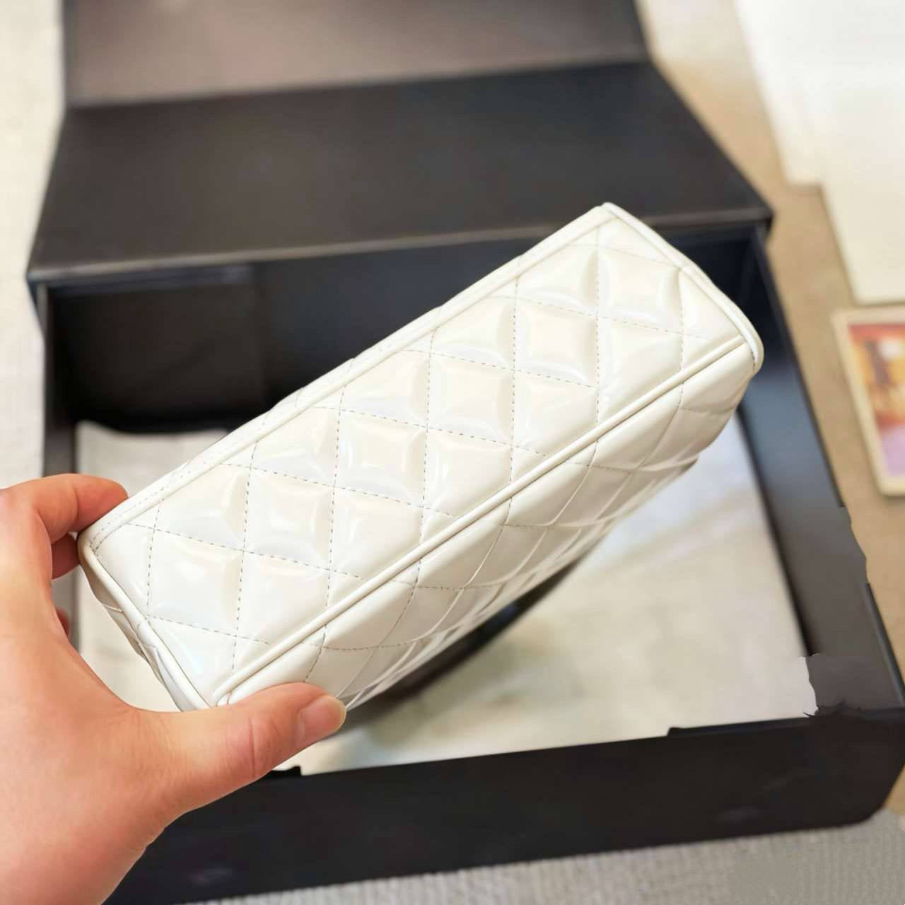 CHANEL 
GOOD QUALITY 
90 dhs🪙💕

Zain39
♥️♥️♥️