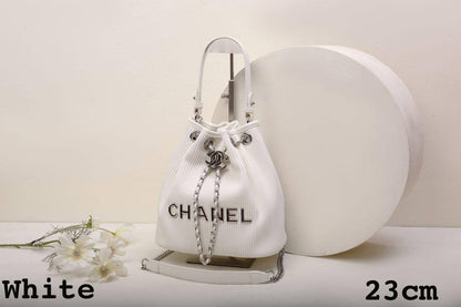 Chanel ʙᴜᴄᴋᴇᴛ ʙᴀɢ
 ʜᴀɴᴅʟᴇ/ ʟᴏɴɢᴄʜᴀɪɴ
sɪʟᴠᴇʀ ʜᴀʀᴅᴡᴀʀᴇ 
ᴡɪᴛʜᴏᴜᴛ ʙᴏx

sᴏғᴛ ʟᴇᴀᴛʜᴇʀ 
sɪᴢᴇ:23ᴄᴍ
100 dhs🇦🇪

Zain56
♥️♥️♥️