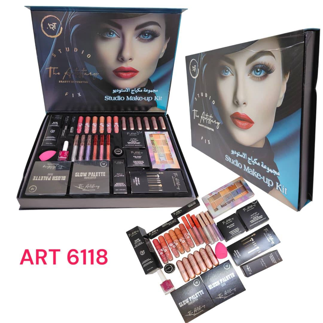 Makeup box 

170 dhs 🇦🇪 

Zain36
♥️♥️♥️