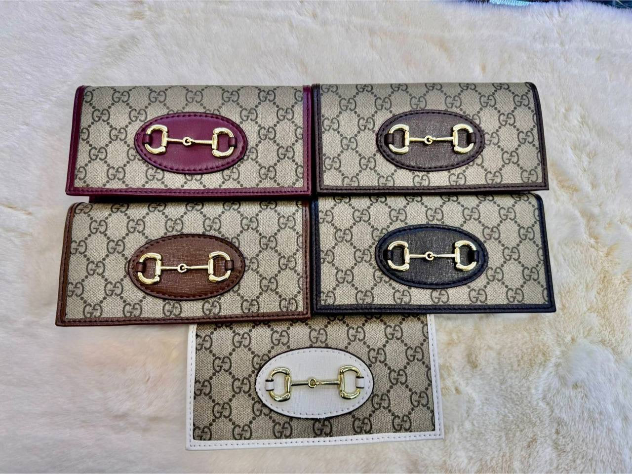 Gucci ᴡᴀʟʟᴇᴛ ʙᴀɢ
ᴡɪᴛʜ ʟᴏɴɢ sʟɪɴɢ

ᴡɪᴛʜʙᴏx
🎁🎁🎁
ʟᴇᴀᴛʜᴇʀ
60 dhs🇦🇪

Zain56
♥️♥️♥️
