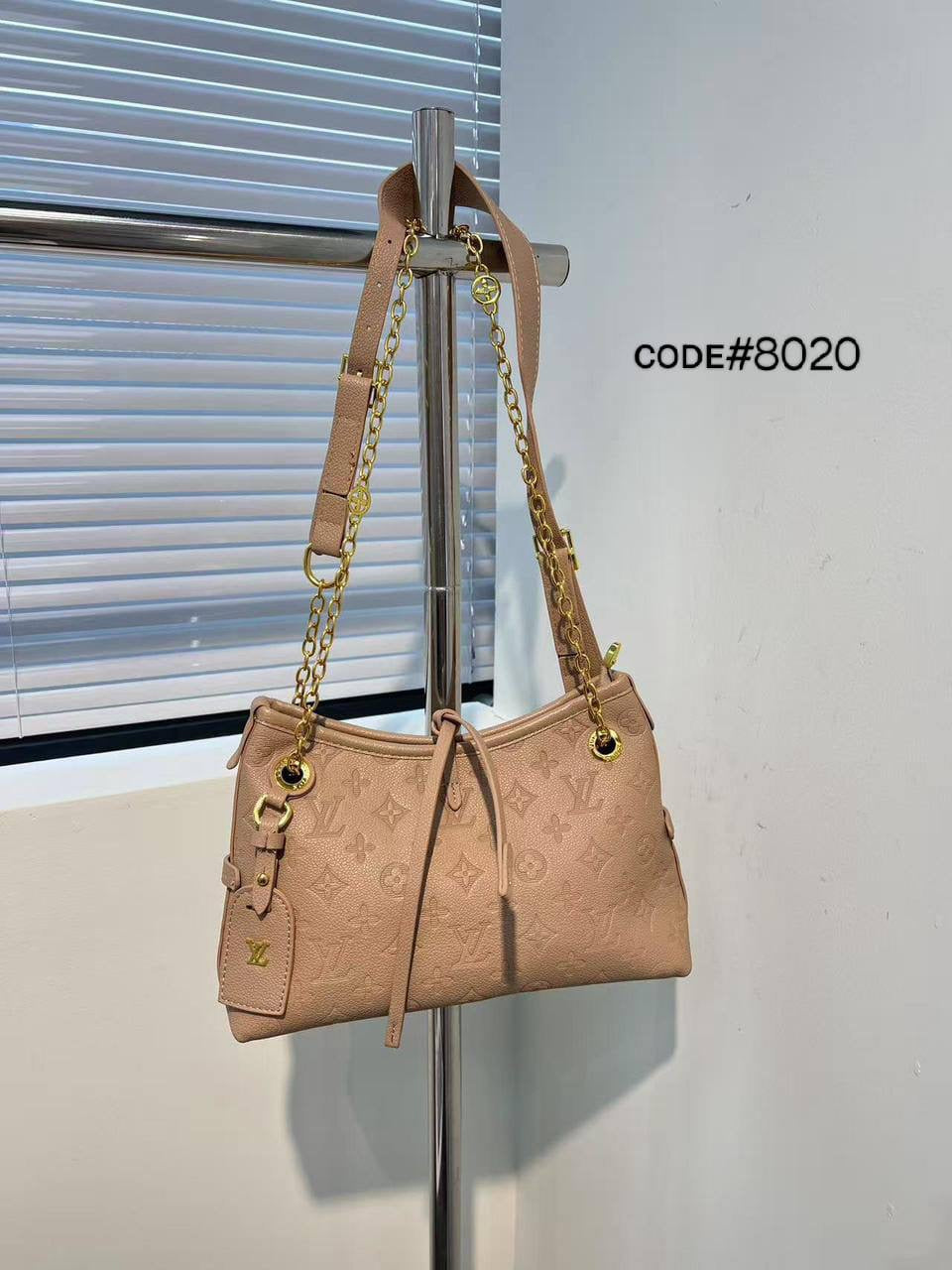 LV
ᴄᴀʀʀʏ ᴀʟʟ ᴍɪɴɪ
sʜᴏᴜʟᴅᴇʀ ʙᴀɢ
sɪᴢᴇ : 29 cm

75 dhs🇦🇪

Zain31
♥️♥️♥️