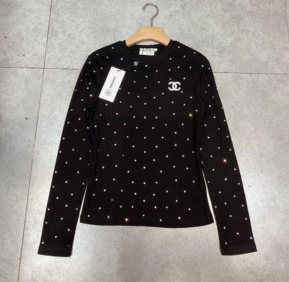 *New collections   
good quality ✅✅
Size:S  M   L  xl
85 dhs🪙

Zain231
♥️♥️♥️