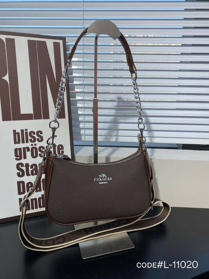 COACH ᴛᴇʀɪ
sʜᴏᴜʟᴅᴇʀ ᴄʀᴏssʙᴀɢ
sɪʟᴠᴇʀ ʜᴀʀᴅᴡᴀʀᴇ
sɪᴢᴇ: 24 cm

65 dhs🇦🇪

Zain31
♥️♥️♥️