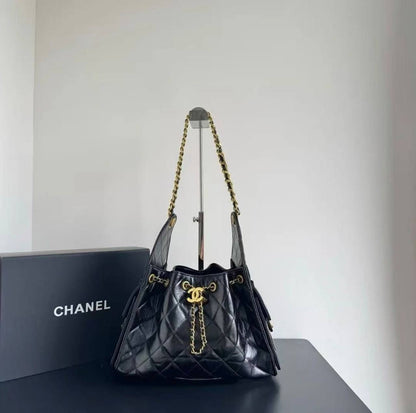 CHANEL 

Master 

WITH BOX 
🎁🎁🎁

210 dhs🇦🇪
Check with K 👉Q

Zain39
♥️♥️♥️