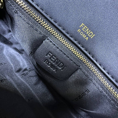 FENDI 
NEW CAME GOOD QUALITY 

WITH BOX 
🎁🎁🎁

85 dhs🇦🇪

Zain39
♥️♥️♥️
