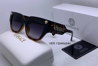 Versace
65 dhs🪙

Zain126
♥️♥️♥️