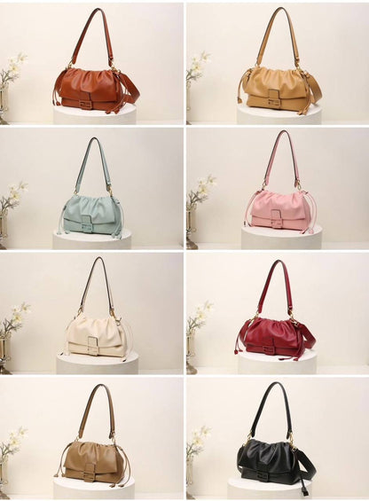 FENDI
28*11*18cm 

with box
🎁🎁🎁

105 dhs🇦🇪

Zain44
♥️♥️♥️