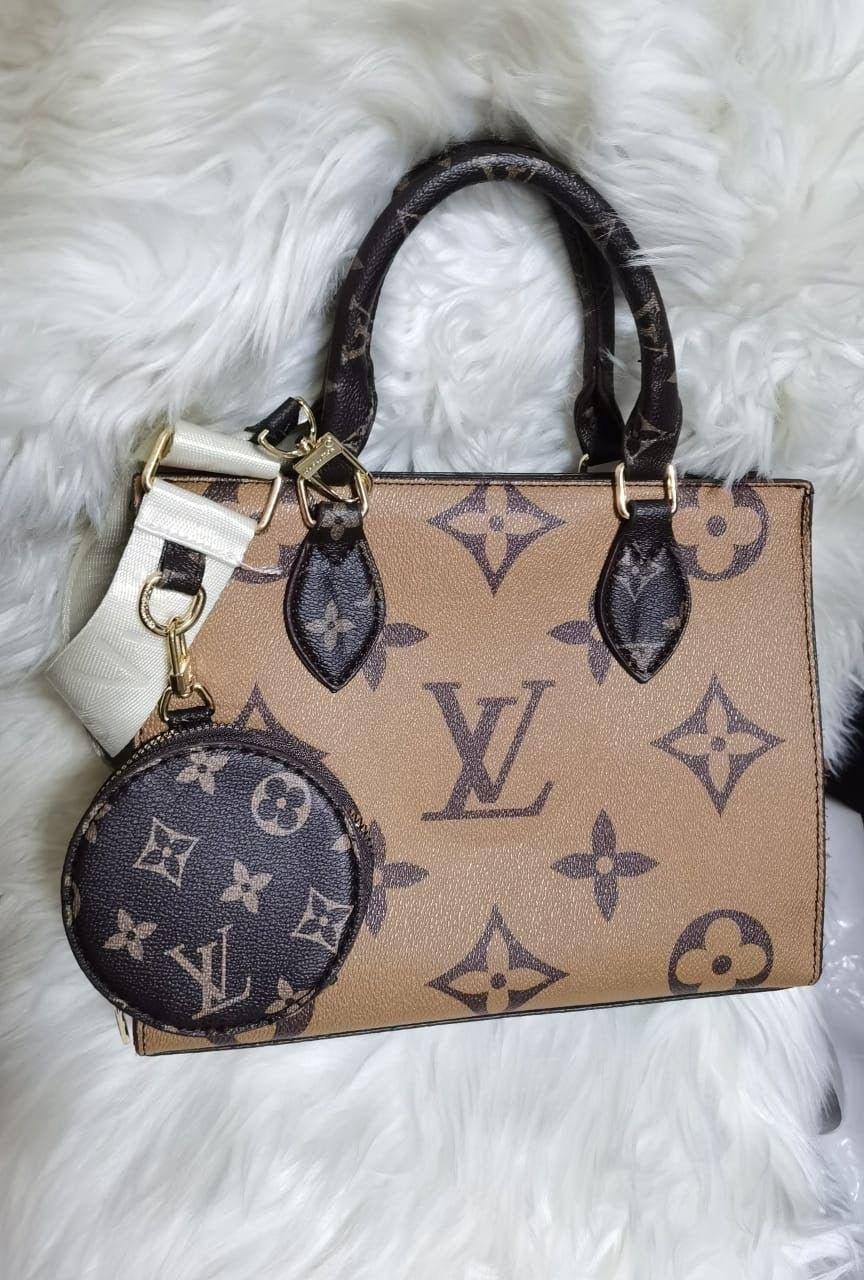 🎊 Big Offer 🎉  Chanel / Fendi / LV
Good quality

Size : 30 ~ 22 cm

50 dhs🇦🇪

Zain115
♥️♥️♥️