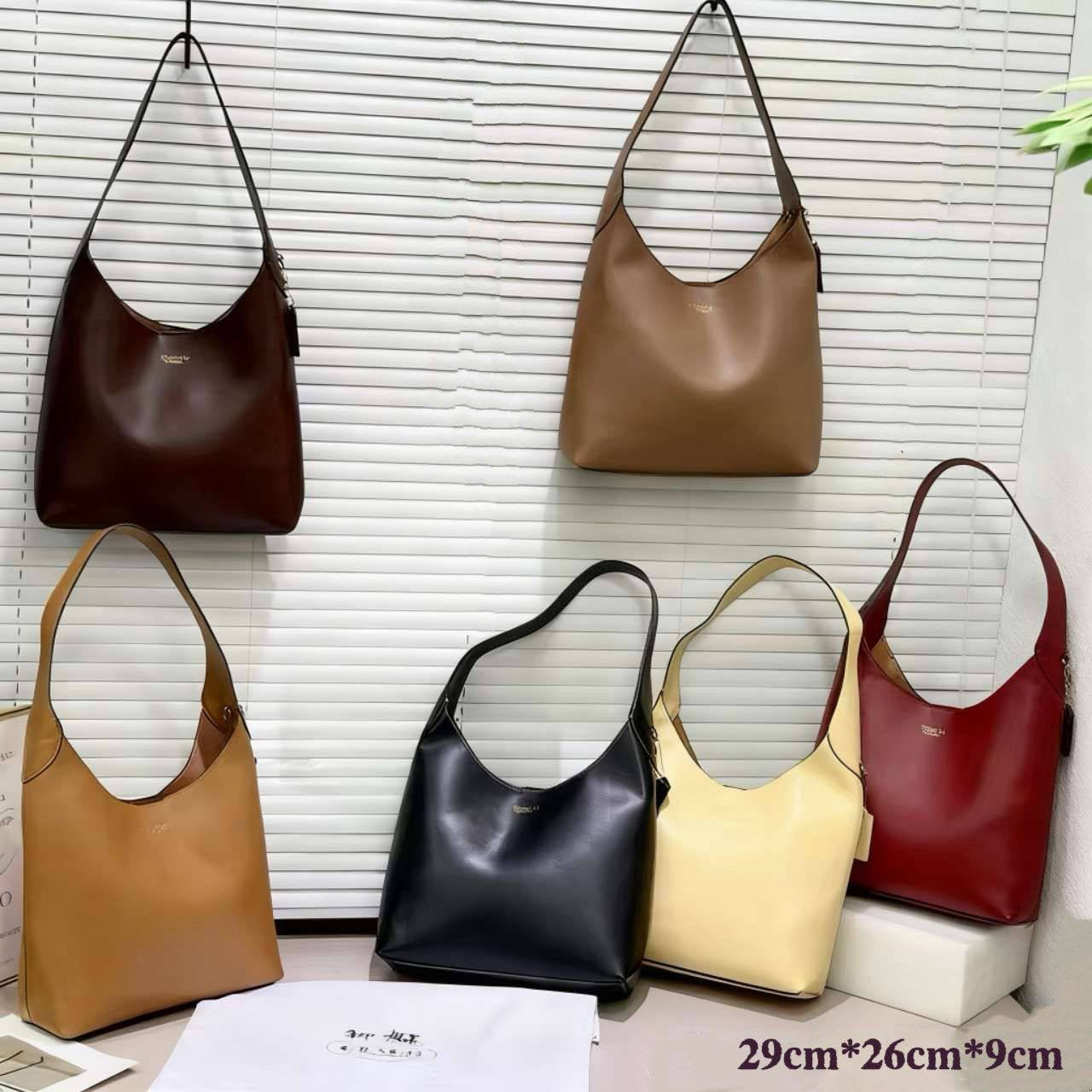 COACH 
NEW CAME 
GOOD QUALITY 
85 dhs🇦🇪

Zain39
♥️♥️♥️