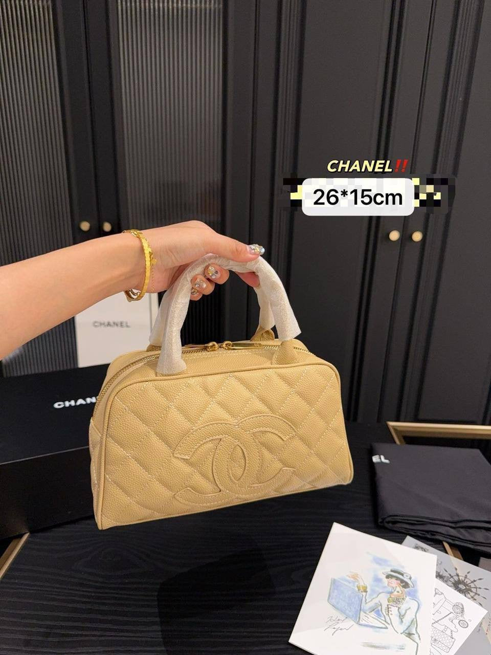🎊 Big Offer 🎉  Chanel / Fendi / LV
Good quality

Size : 30 ~ 22 cm

50 dhs🇦🇪

Zain115
♥️♥️♥️