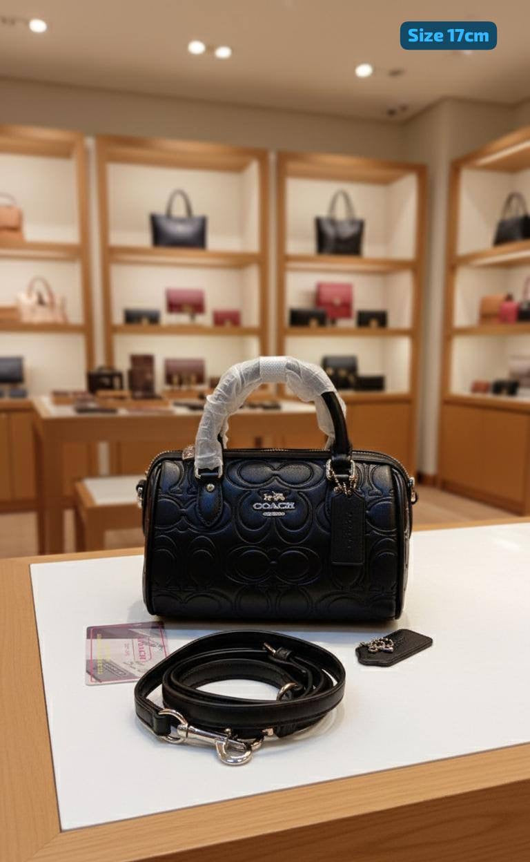 Coach
Best quality 
with box’s 
🎁🎁🎁

100 dhs🇦🇪
size 18 cm

Zain158
♥️♥️♥️