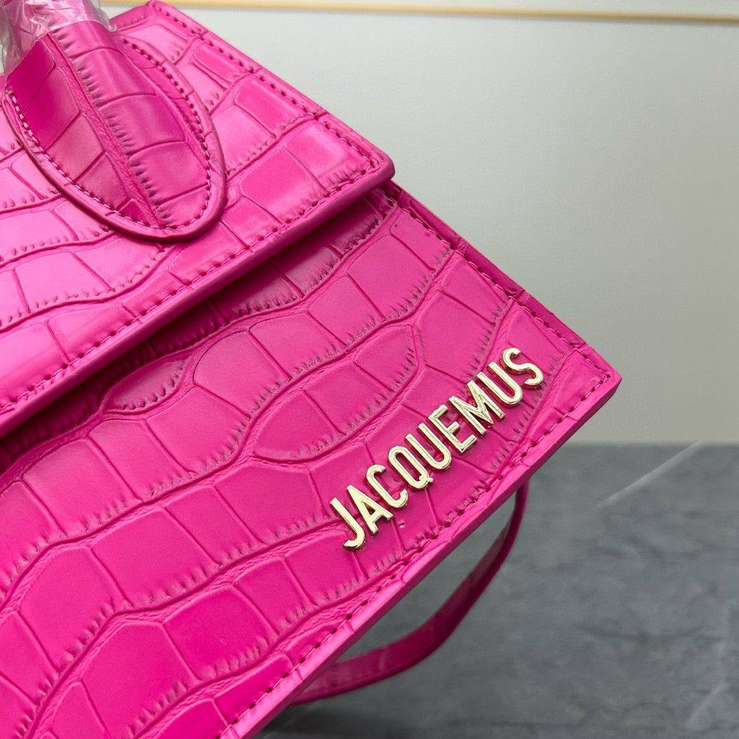 Jacquemus
offer price
65 dhs🇦🇪

Zain39
♥️♥️♥️