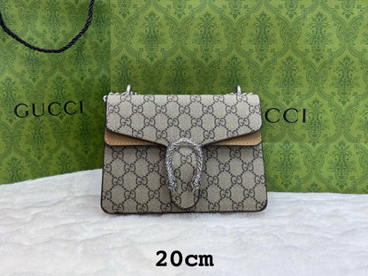 Gucci ᴅɪᴏɴʏsᴜs sᴍᴀʟʟ
ʟᴏɴɢ ᴄʜᴀɪɴ

ᴡɪᴛʜ ʙᴏx
🎁🎁🎁
sɪᴢᴇ:20ᴄᴍ
80 dhs🇦🇪

Zain56
♥️♥️♥️