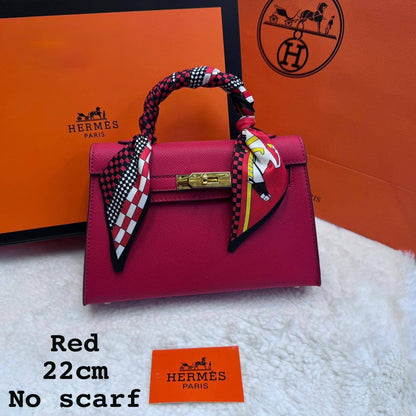 Hermes ᴋᴇʟʟʏ ʙᴀɢ  
gold hardware 
ᴡɪᴛʜ ʙᴏx 
🎁🎁🎁

No twilly
ʟᴇᴀᴛʜᴇʀ 
sɪᴢᴇ:22ᴄᴍ 
90 dhs🇦🇪

Zain56
♥️♥️♥️