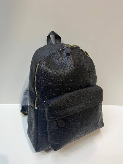 Bagback
105 dhs🇦🇪
size 31×12×38cm

Zain213
♥️♥️♥️
