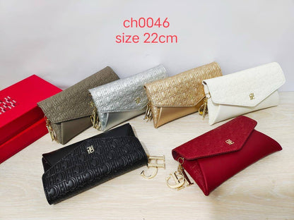 CH CH

85 dhs🇦🇪

with box
🎁🎁🎁

Zain90
♥️♥️♥️