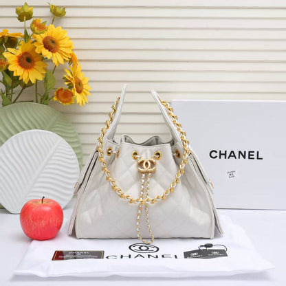 CHANEL 
GOOD QUALITY 
CAVIAR MATERIAL 

110 dhs🇦🇪

Zain28
♥️♥️♥️