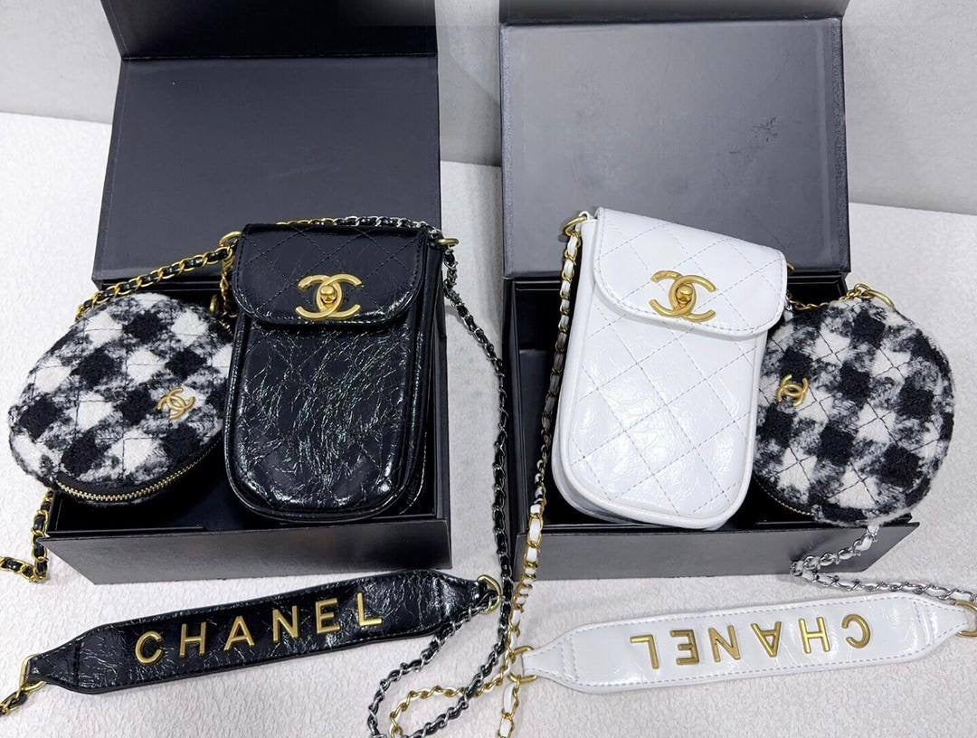 Mobile phone bag
60 dhs🪙

with box
🎁🎁🎁
size 11×18×4cm

Zain42
♥️♥️♥️