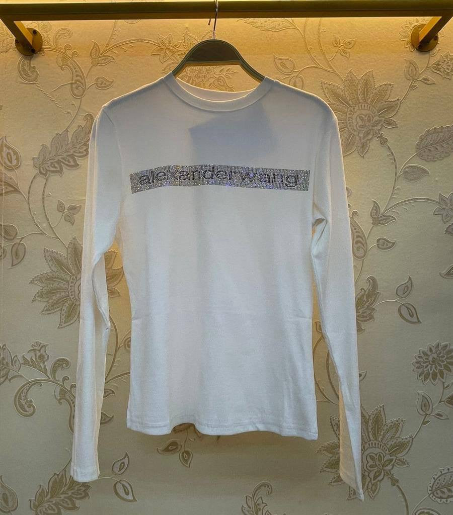 *New collections   
good quality ✅✅
Size:S  M   L  xl
85 dhs🪙

Zain231
♥️♥️♥️