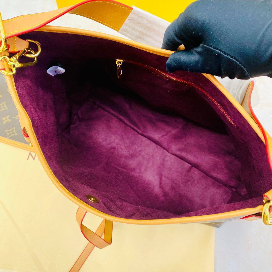 LV
36*25*12cm

With box
🎁🎁🎁

80 dhs🇦🇪

Zain57
♥️♥️♥️