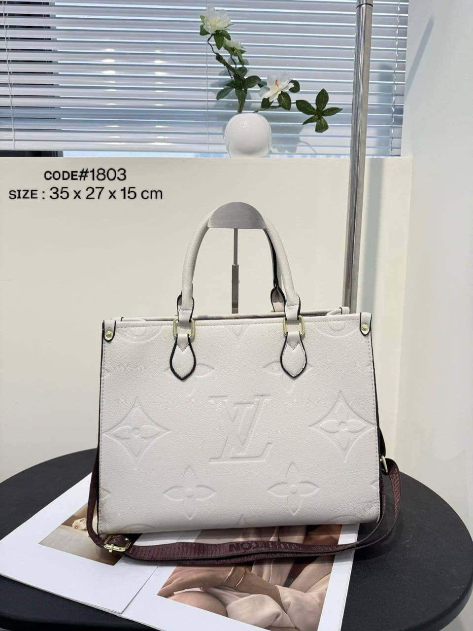 LV
ON THE GO ʜᴀɴᴅᴄᴀʀʀʏ
ᴡɪᴛʜ ʟᴏɴɢ ʙᴇʟᴛ sᴛʀᴀᴘ
sɪᴢᴇ: 35 cm

75 dhs🇦🇪

Zain31
♥️♥️♥️