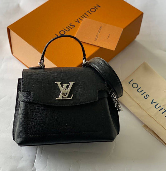 LV Super Master
For Price 👇 WTSP Text Zain 0568585901

ZainShop
♥️♥️♥️