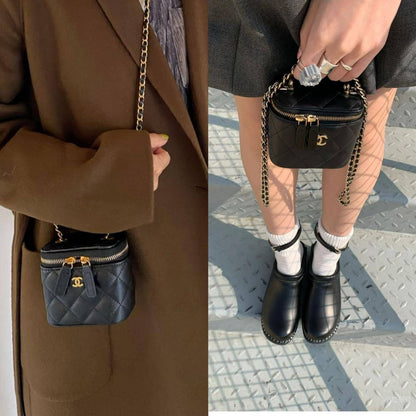 Chanel mini

Size :10 * 8 cm

95 dhs🇦🇪

with box 🎁

Zain115
♥️♥️♥️