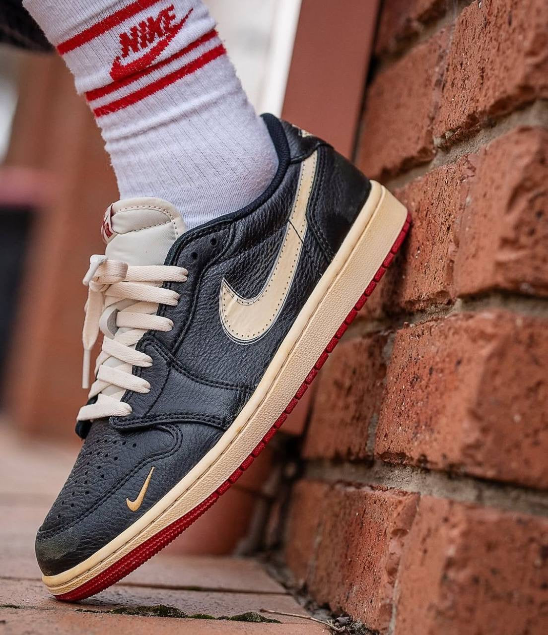 Nike air Jordan 1 low nigel “better with time”,
size 36 to 46, 
220 dhs🪙

Zain196
♥️♥️♥️