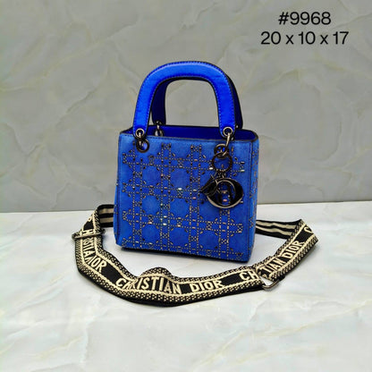 CHRISTIAN LADY DIOR
sɪᴢᴇ : 20 cm

65 dhs🇦🇪

Zain31
♥️♥️♥️