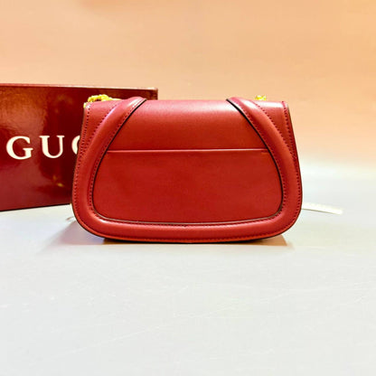 GUCCI 
NEW CAME GOOD QUALITY 

WITH BOX 
🎁🎁🎁

100 dhs🇦🇪

Zain39
♥️♥️♥️