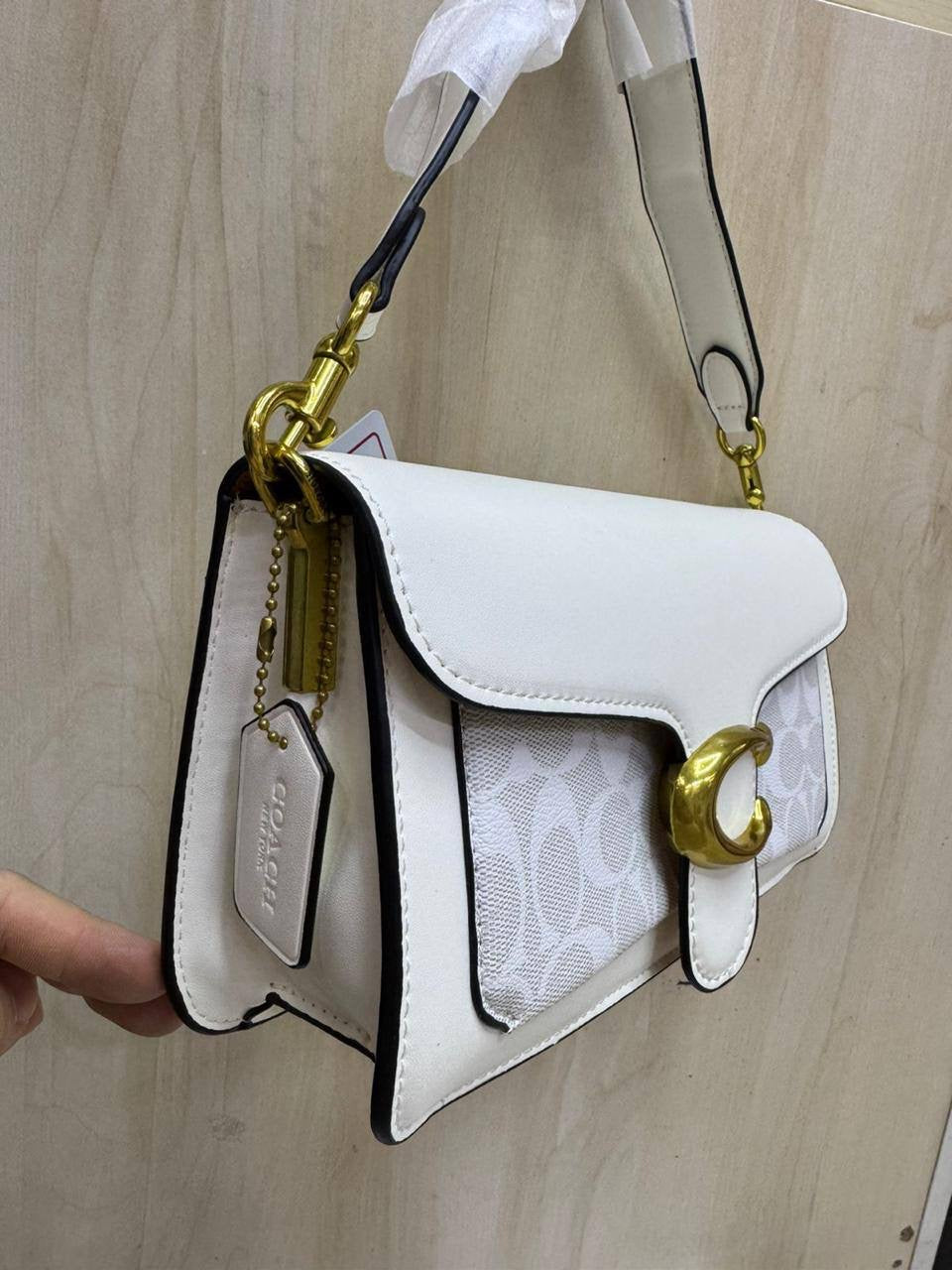 Coach Tabby 
Size : 26 * 14 * 8 cm
95 dhs🪙
with box🎁

Zain115
♥️♥️♥️